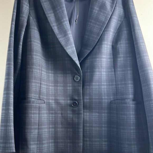 Diane Gilman, DG2 two button blazer - Picture 2 of 9